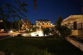 Skiathos Holiday House