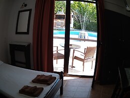 Skiathos Holiday House