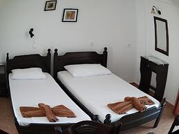 Skiathos Holiday House