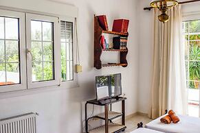 Skiathos Holiday House