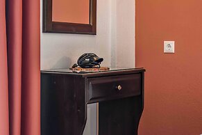 Skiathos Holiday House