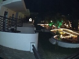 Skiathos Holiday House