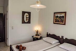 Skiathos Holiday House