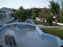 Skiathos Holiday House