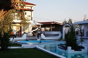 Skiathos Holiday House
