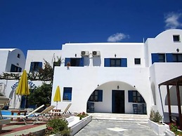 Santorini Breeze