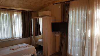 Mavi Yengec Bungalows and Hotel