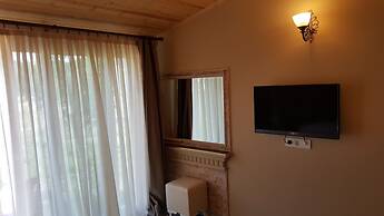 Mavi Yengec Bungalows and Hotel