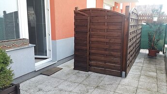 Bastien Studio near Airport