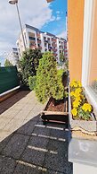 Bastien Studio near Airport