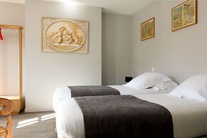 Hotel le Dauphin les Loges