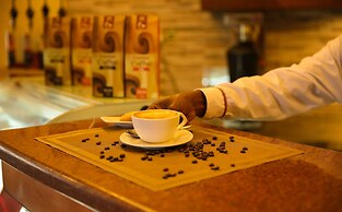 Enashipai Resort & Spa