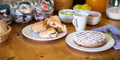 Goodmorning Solo Traveller Hostel