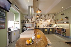 Goodmorning Solo Traveller Hostel