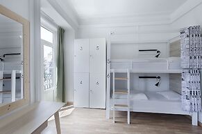 Goodmorning Solo Traveller Hostel