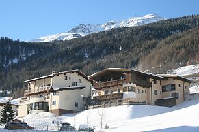 A CASA Juwel - Ski in & Out Appartements