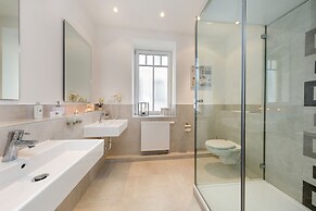 Villa Frigga & Villa Freia