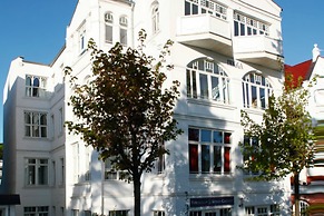 Villa Frigga & Villa Freia