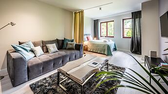 A11 Apartments & SPA Dermique