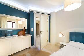 A11 Apartments & SPA Dermique