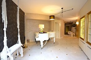 A11 Apartments & SPA Dermique