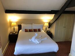 George Hotel