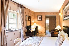 George Hotel