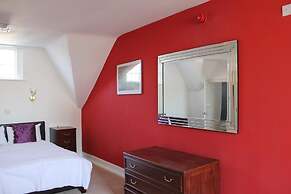 George Hotel