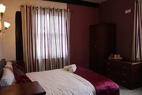 George Hotel
