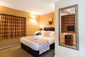 George Hotel