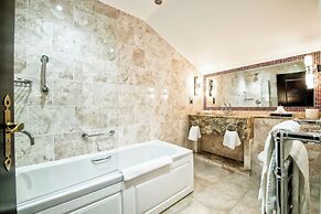 Langley Castle Hotel