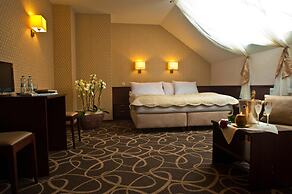 Hotel Dwór Choiny