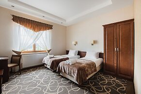 Hotel Dwór Choiny