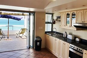 2 On the Beach 1 Self catering