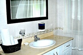 All Seasons Boutique Hotel