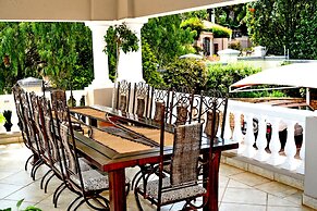 All Seasons Boutique Hotel