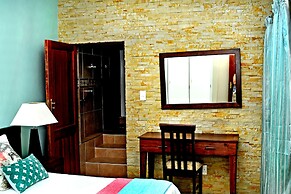 All Seasons Boutique Hotel