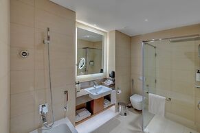 Crowne Plaza Muscat OCEC by IHG