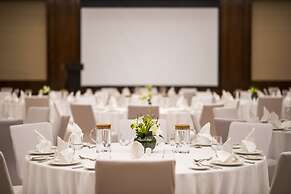 Crowne Plaza Muscat OCEC by IHG