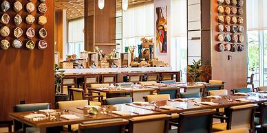 Crowne Plaza Muscat OCEC by IHG