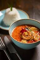 Crowne Plaza Muscat OCEC by IHG