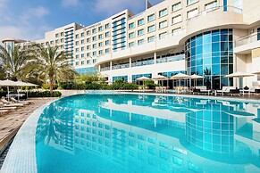 Crowne Plaza Muscat OCEC by IHG