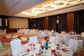 Crowne Plaza Muscat OCEC by IHG