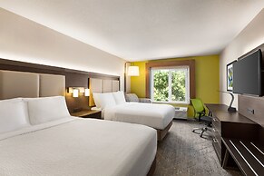 Holiday Inn Express & Suites Redding, an IHG Hotel