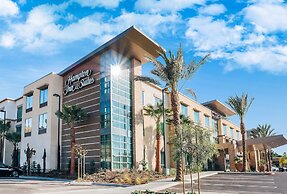 Hampton Inn & Suites Mission Viejo