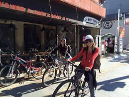 WORLDTRECK DINER & GUESTHOUSE - Pise - Hostel