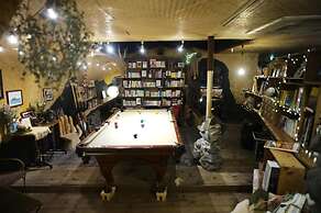 WORLDTRECK DINER & GUESTHOUSE - Pise - Hostel