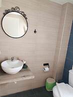 Salonikiou Beach Deluxe Apartments