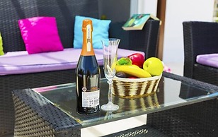 Salonikiou Beach Deluxe Apartments