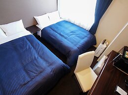 Hotel Live Max Yokohama Motomachi Ekimae